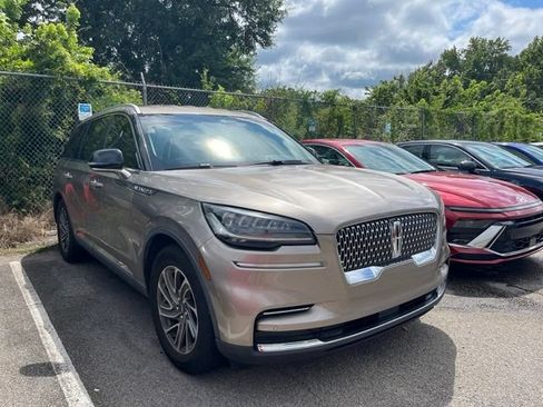 Used 2021 Lincoln Aviator 2WD w/ Elements Package image 1