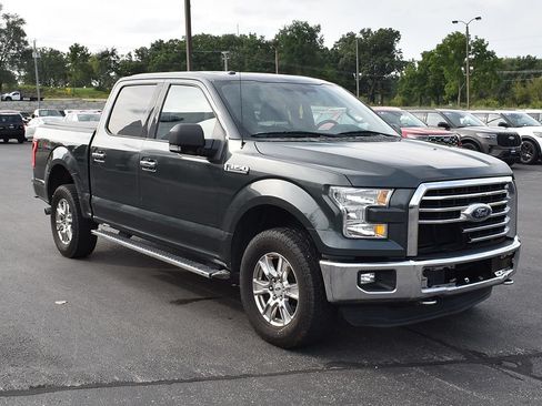 Used 2015 Ford F150 XLT w/ Equipment Group 302A Luxury AWD/4WD image 3