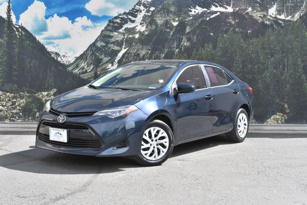 Used 2017 Toyota Corolla LE w/ Carpet Mat Package (TMS) FWD image 6