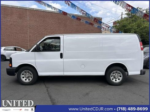 Used 2013 Chevrolet Express 1500 image 7