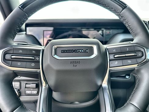 New 2026 GMC Yukon XL Denali image 33