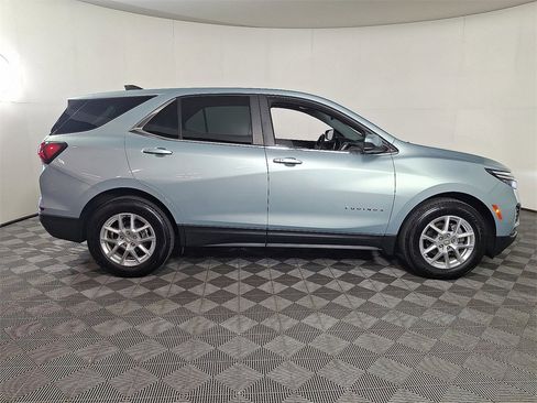 Used 2022 Chevrolet Equinox LT w/ LPO, Floor Liner Package image 11