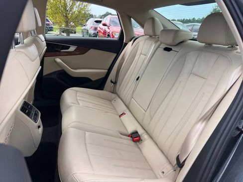 Used 2022 Audi A4 2.0T Premium AWD/4WD image 16