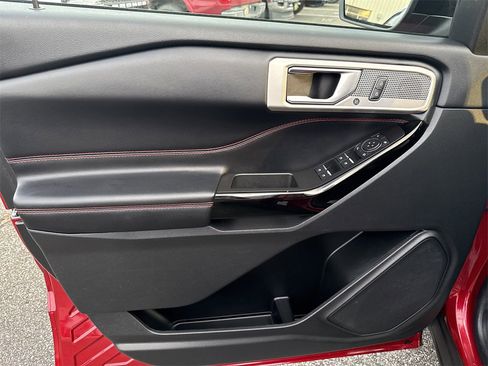 Used 2022 Ford Explorer ST-Line w/ Class IV Trailer Tow Package image 10