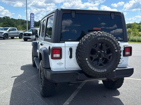Used 2023 Jeep Wrangler Unlimited Sport AWD/4WD image 8