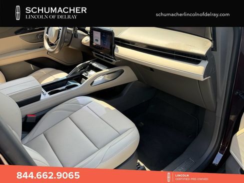 Used 2024 Lincoln Nautilus Premier AWD/4WD image 15
