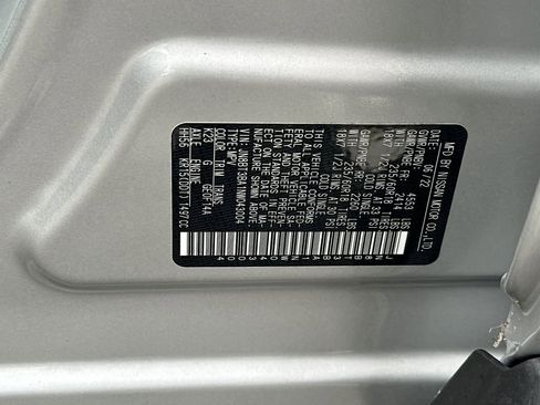 Used 2022 Nissan Rogue SV image 34