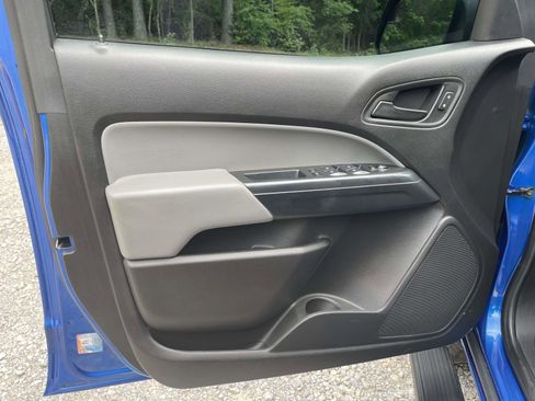 Used 2018 Chevrolet Colorado W/T w/ WT Convenience Package RWD image 5