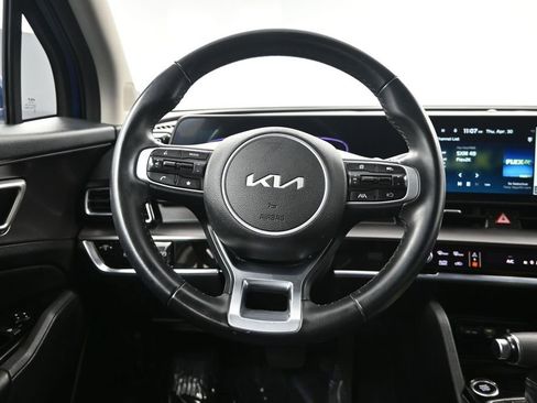 Certified 2025 Kia Sportage EX FWD image 33
