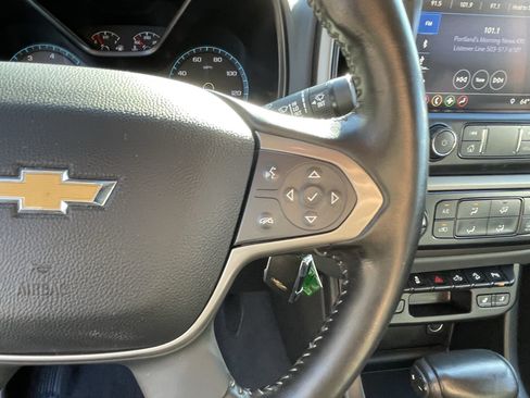 Used 2019 Chevrolet Colorado Z71 w/ Z71 Midnight Edition AWD/4WD image 19