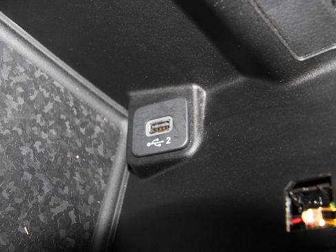 Used 2022 Jeep Wrangler Unlimited Rubicon AWD/4WD image 19