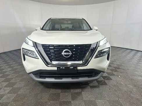 Used 2023 Nissan Rogue SV AWD/4WD image 8