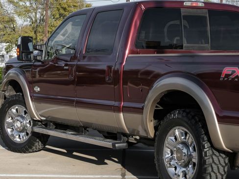 Used 2012 Ford F250 King Ranch w/ King Ranch w/Chrome Pkg image 11