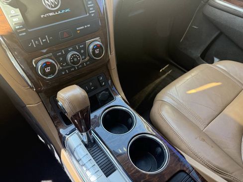Used 2013 Buick Enclave Leather AWD/4WD image 31