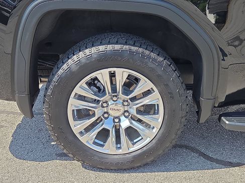 Used 2026 GMC Sierra 1500 Denali AWD/4WD image 17