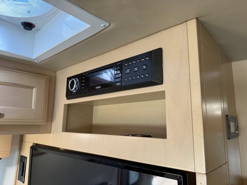 Used 2019 Mercedes-Benz Sprinter 170 image 67