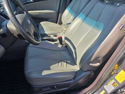 Used 2009 Hyundai Sonata Limited FWD image 18