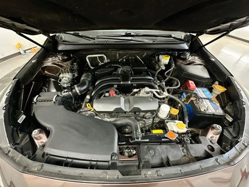 Used 2019 Subaru Outback 2.5i Premium AWD/4WD image 33