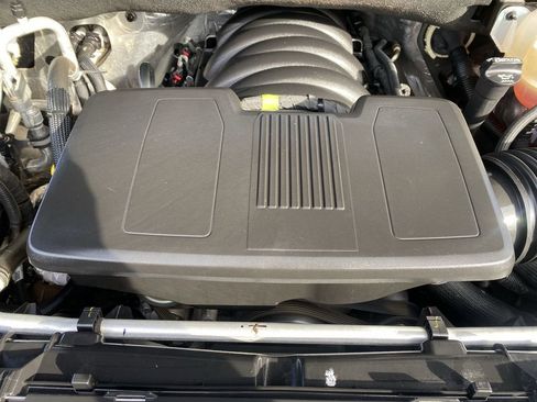 Used 2023 GMC Sierra 1500 SLT image 29