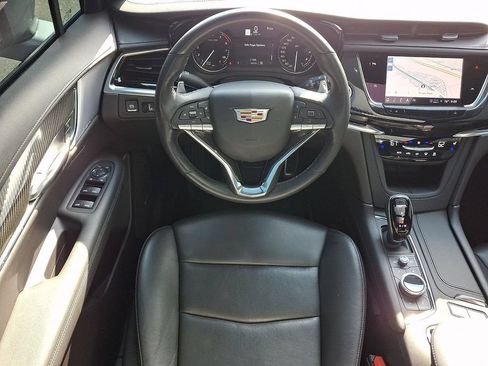 Used 2024 Cadillac XT6 Sport AWD/4WD image 13