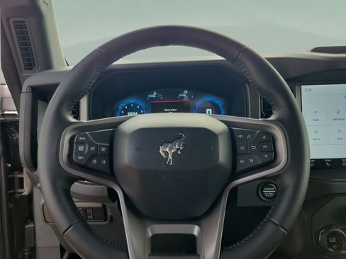 Certified 2025 Ford Bronco Big Bend AWD/4WD image 14