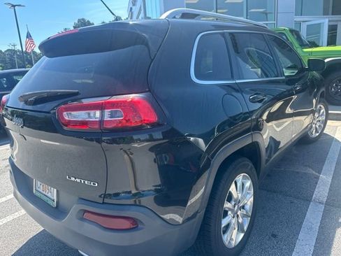 Used 2016 Jeep Cherokee Limited AWD/4WD image 3