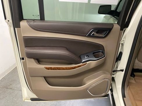 Used 2015 Chevrolet Suburban LTZ AWD/4WD image 25