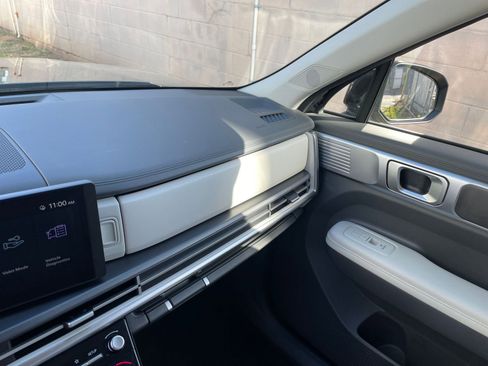 Used 2025 Hyundai Santa Fe SEL image 34