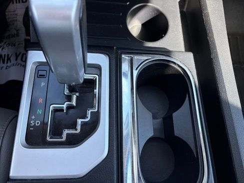 Used 2017 Toyota Tundra Limited image 30