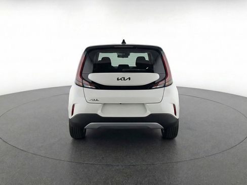 Used 2025 Kia Soul LX w/ LX Technology Package image 7