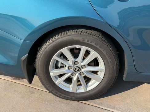 Certified 2025 Toyota Camry LE FWD image 6
