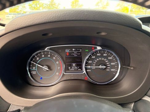 Used 2018 Subaru Forester 2.5i Touring AWD/4WD image 29