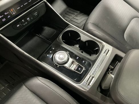 Used 2026 Kia Carnival SX Prestige image 17