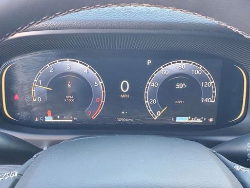 Used 2024 Jeep Wagoneer L Series II w/ Flexible Seating Group image 19