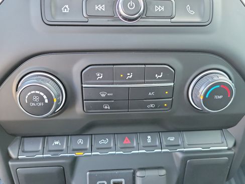 Used 2025 Chevrolet Silverado 1500 W/T RWD image 14