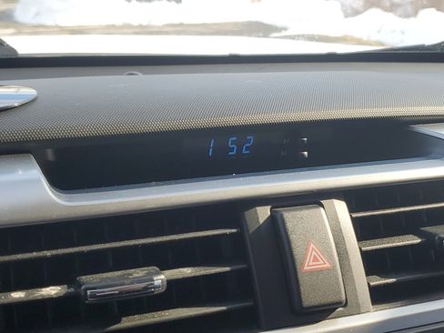 Used 2015 Toyota 4Runner Limited image 19