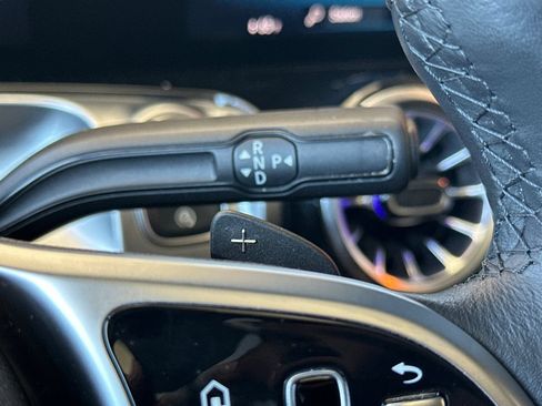 Certified 2022 Mercedes-Benz GLB 250 4MATIC image 32