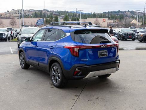 Certified 2024 Kia Seltos S image 5