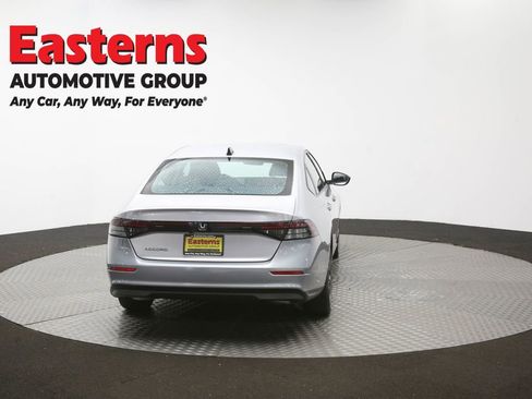 Used 2025 Honda Accord SE image 40