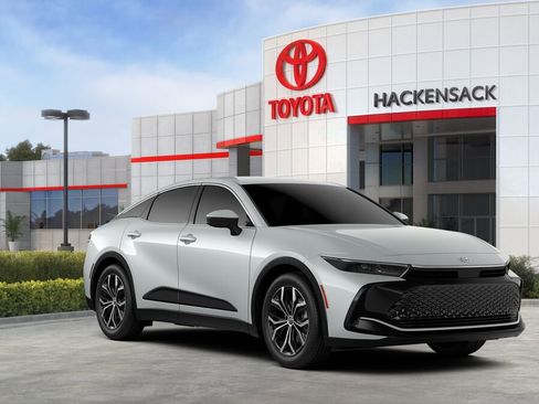 New 2026 Toyota Crown XLE image 15