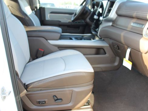 New 2025 RAM 2500 Laramie image 26