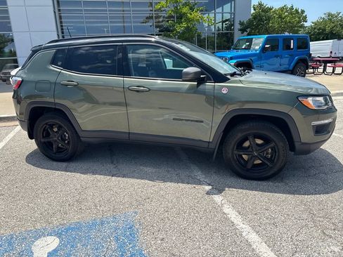 Used 2019 Jeep Compass Trailhawk AWD/4WD image 36