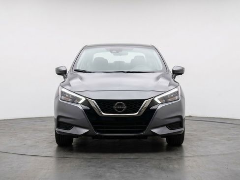 Used 2025 Nissan Versa SV FWD image 2