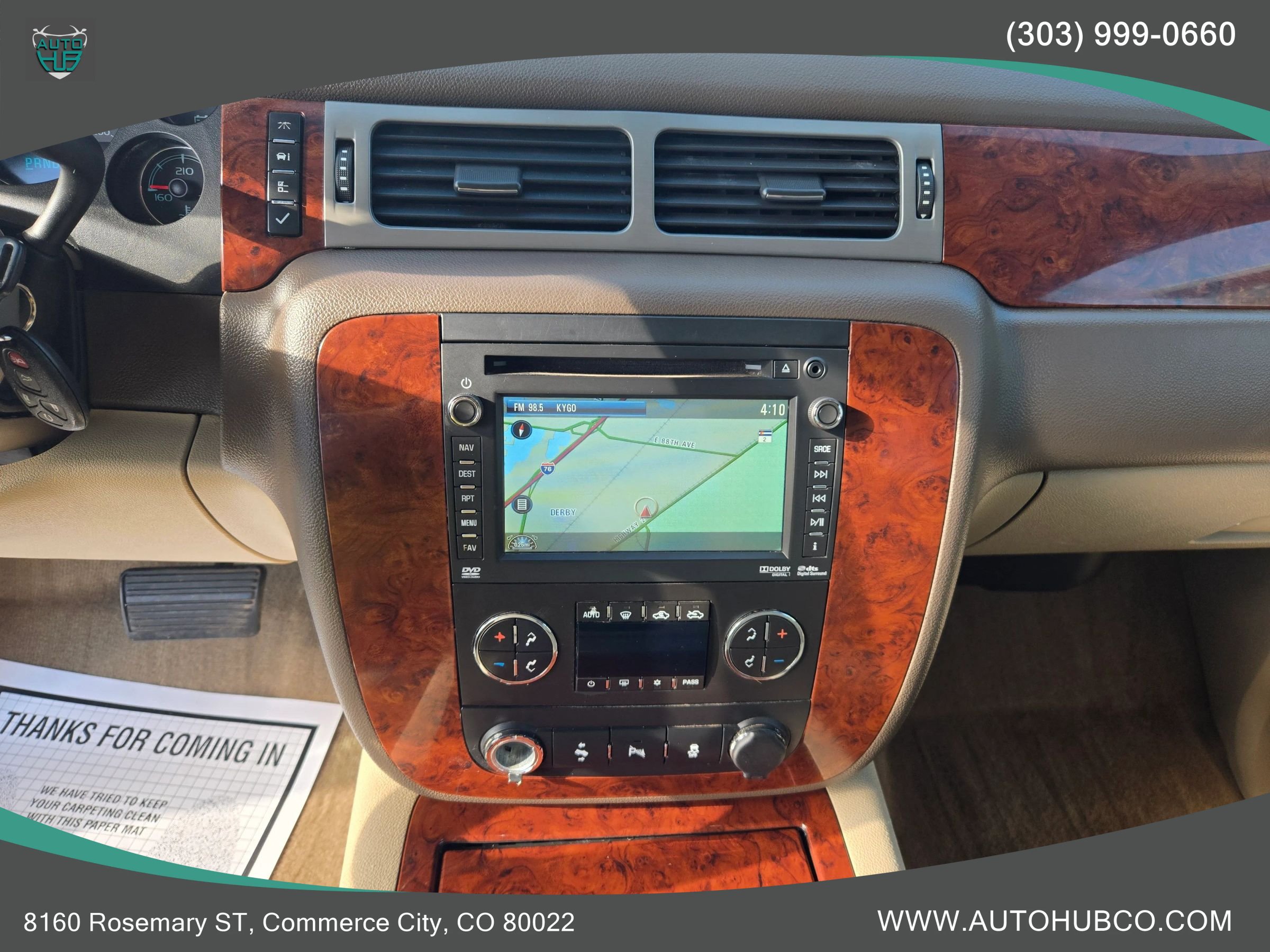 Used 2013 Chevrolet Avalanche LTZ AWD/4WD image 16