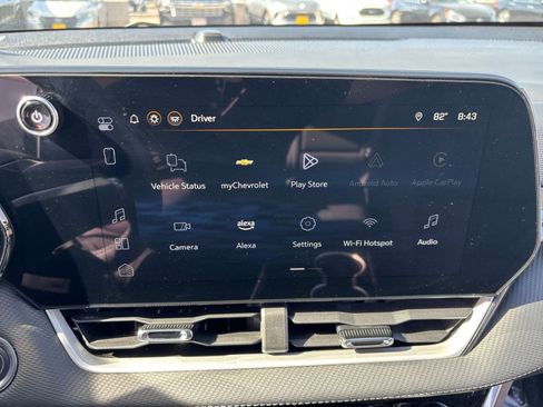 Used 2025 Chevrolet Equinox LT FWD image 20