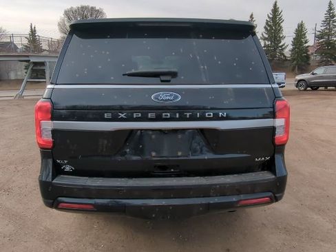 Used 2022 Ford Expedition Max XLT image 11