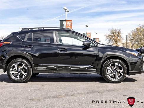 Used 2024 Subaru Crosstrek 2.0i Premium image 17