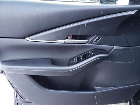 Used 2025 MAZDA CX-30 AWD 2.5 S w/ Select Sport Pkg image 9