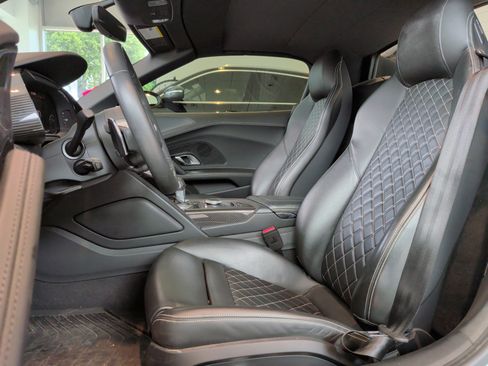 Used 2018 Audi R8 V10 plus AWD/4WD image 16