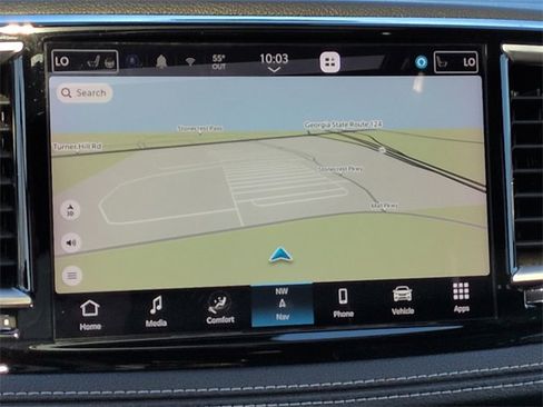 Used 2023 Chrysler Pacifica Limited w/ Uconnect Theater Family Group image 23